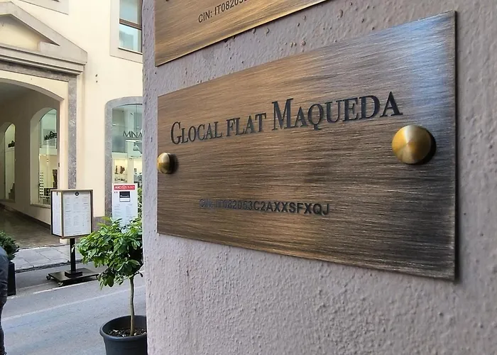 Glocal Flat Maqueda